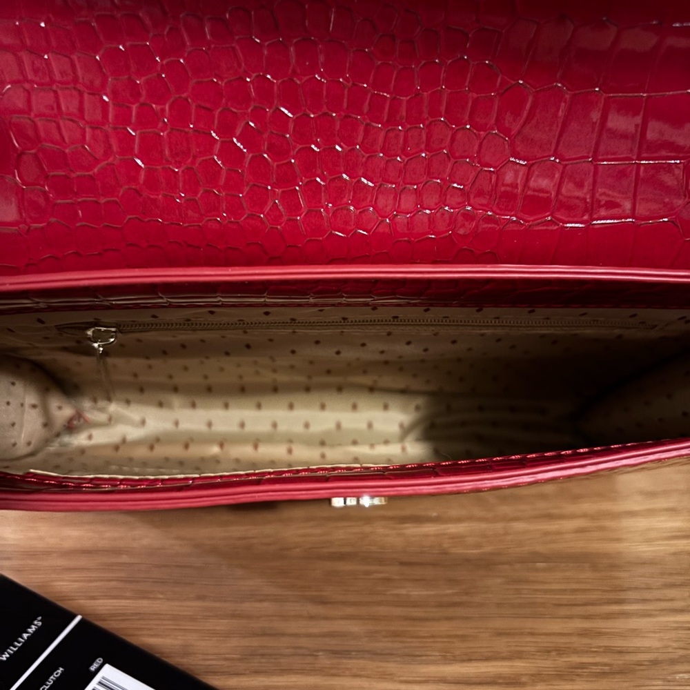 Vanessa Williams vibrant red faux crocodile embossed clutch purse NWT - Picture 8 of 12